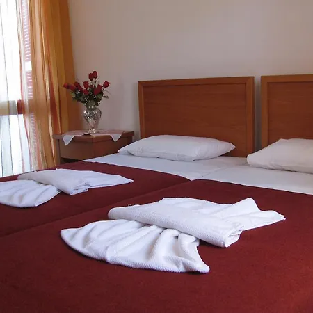 Aparthotel Thalia 2*
