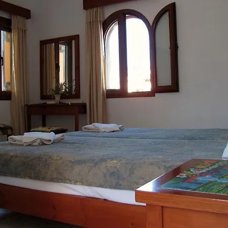 Thalia Hotel apartamentowy 2*